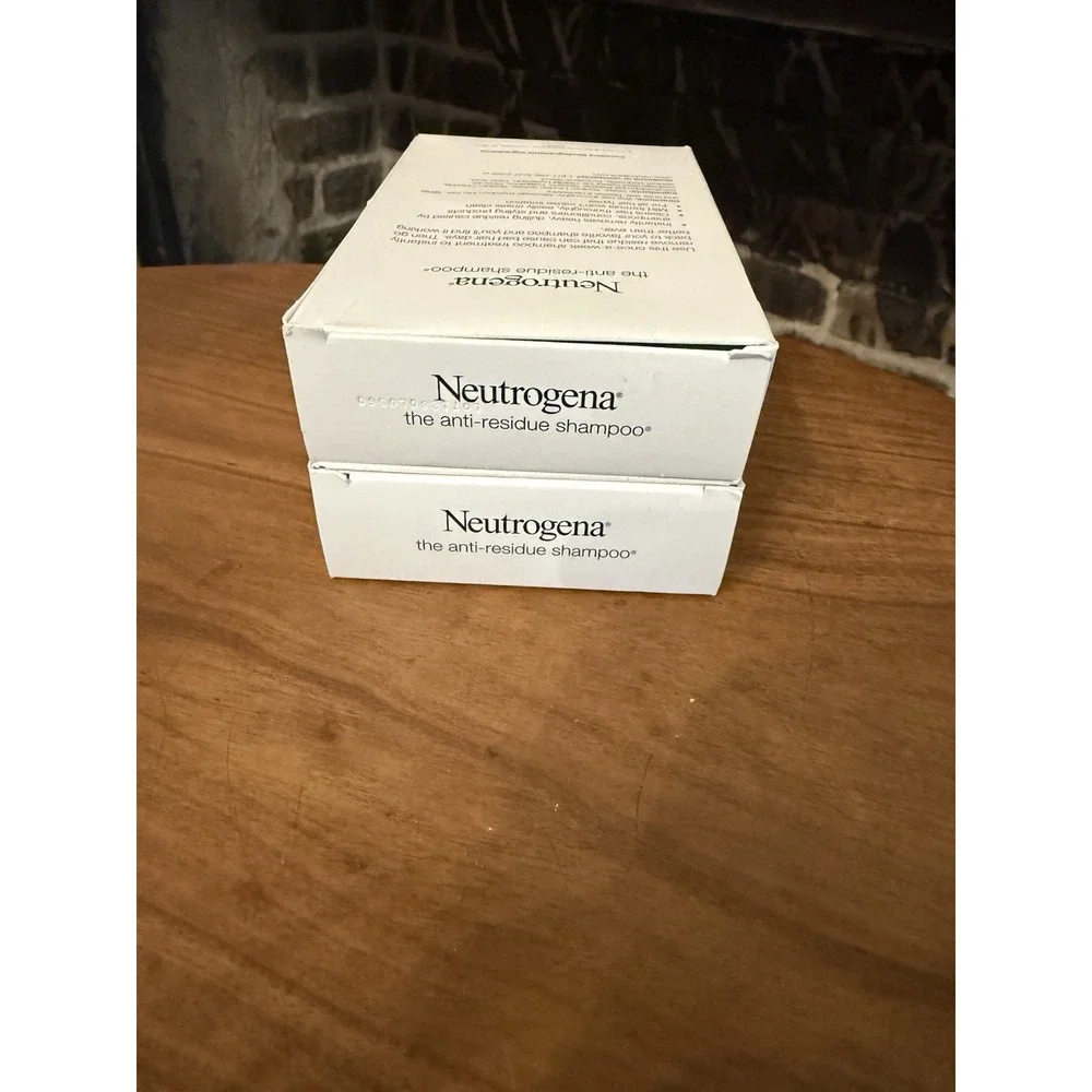 (2) Neutrogena Shampoo Anti-Residue Formula 6 oz All Hair Type New Original Box